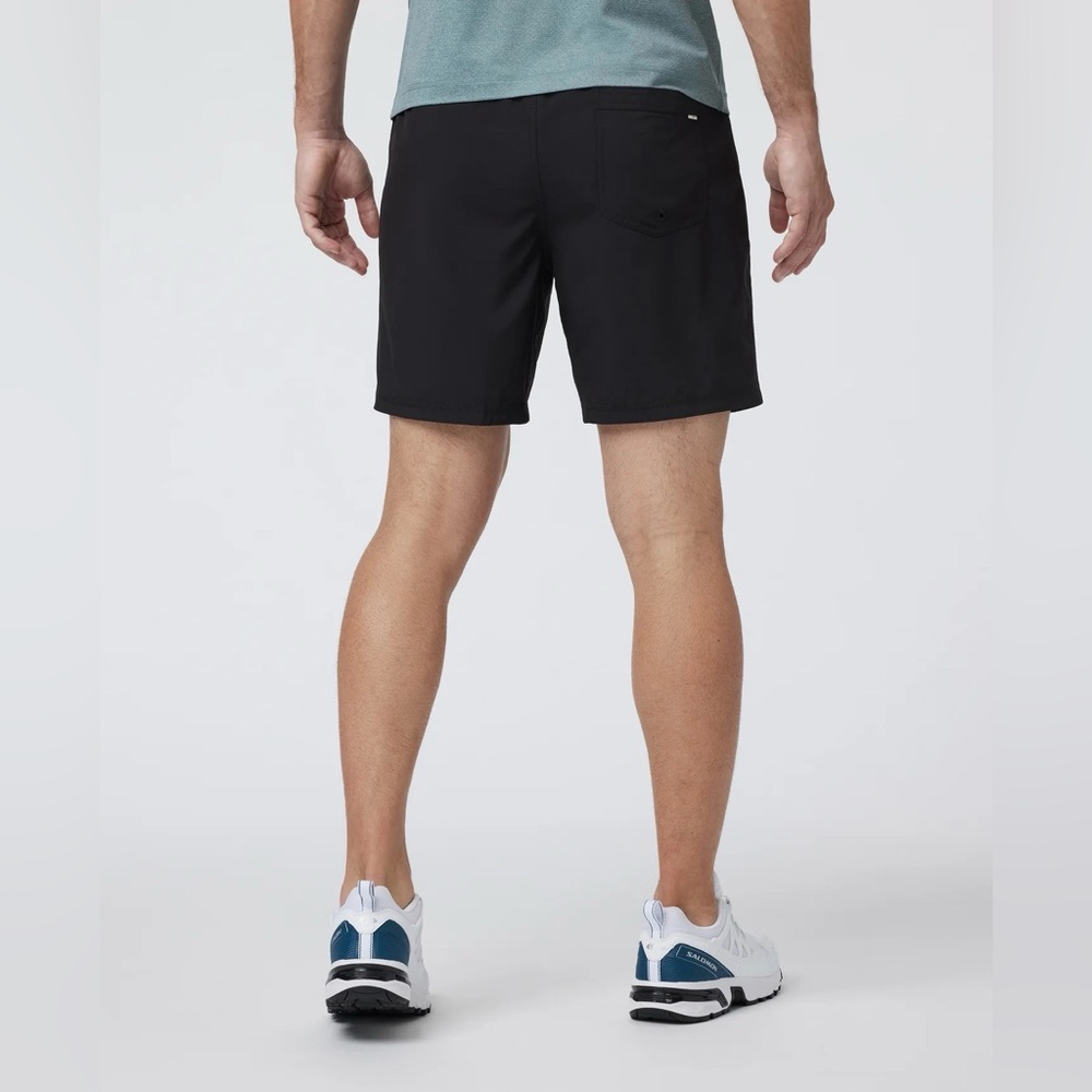 Vuori Kore Short Lined 7" in Ink XL - Picture 3 of 13